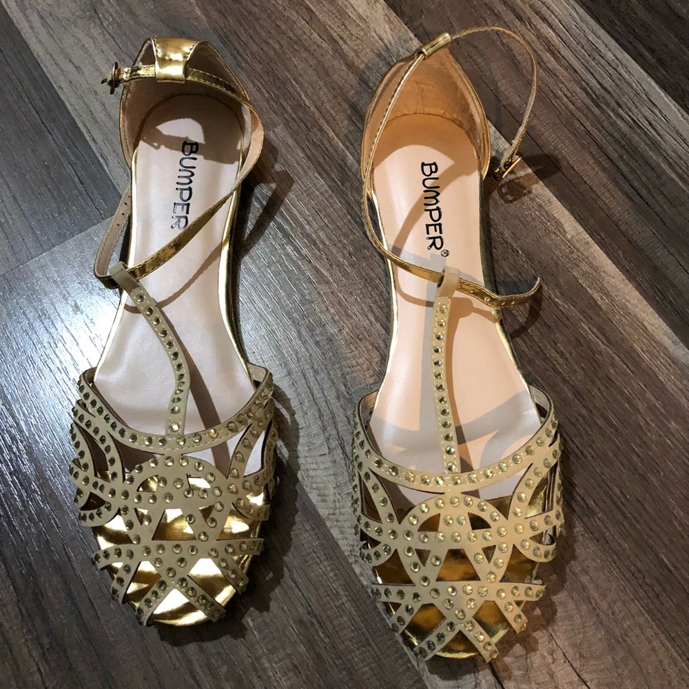 Gold flats
